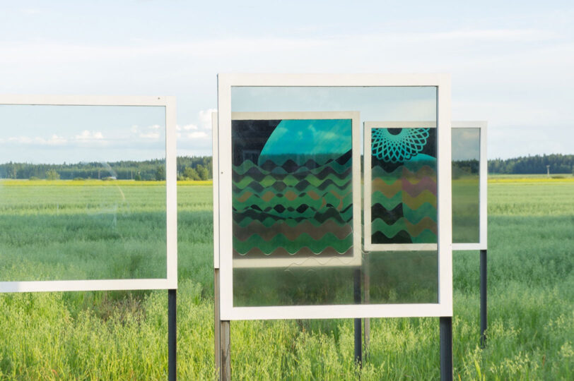 PYLVÄSVUO, PELTOIKKUNAT, 2015, mixed media